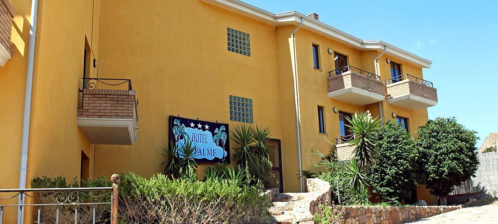 Hotel Le Palme SantʼAnna Arresi エクステリア 写真